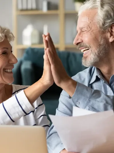 gelukkig ouder koppel